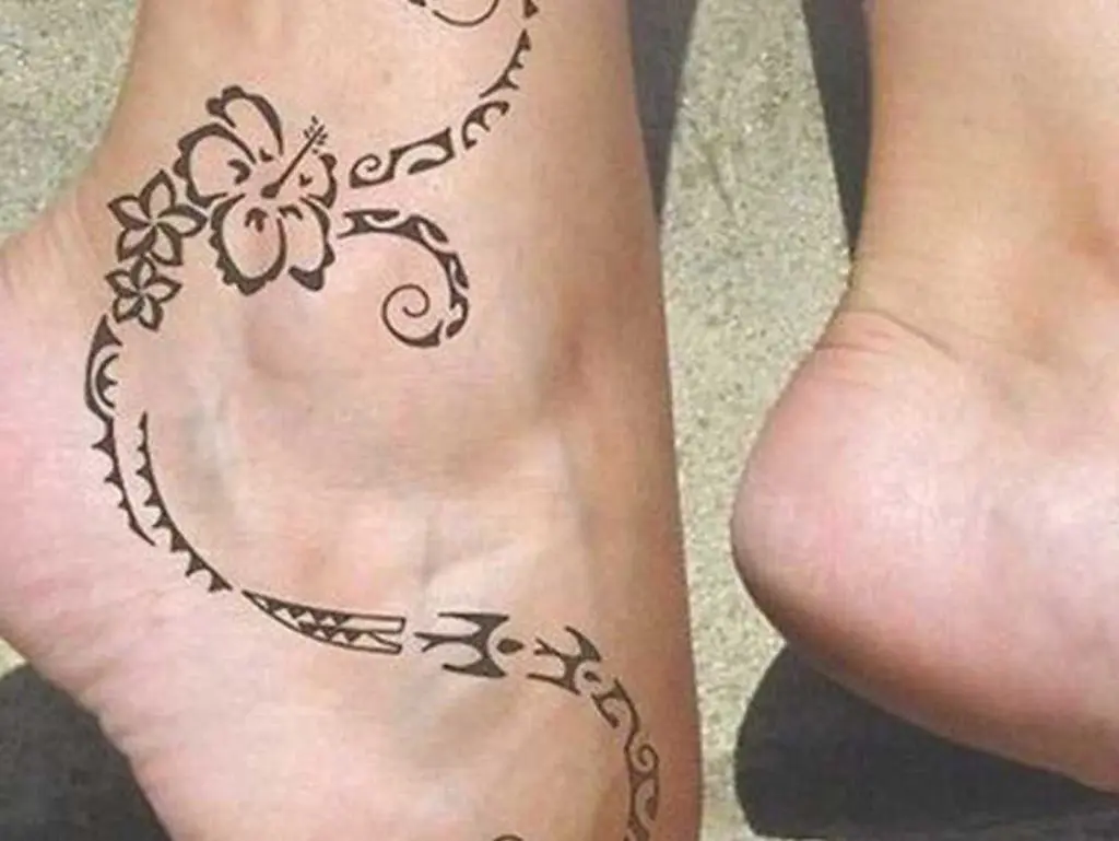 tatouages Maori sur cheville
