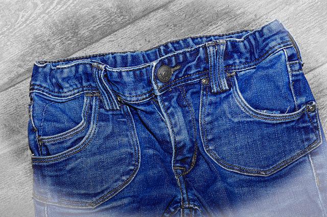 pourquoi laver vos jeans à l’envers