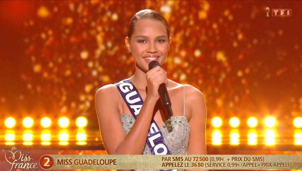 Miss France vous dévoile son total look jean Zara